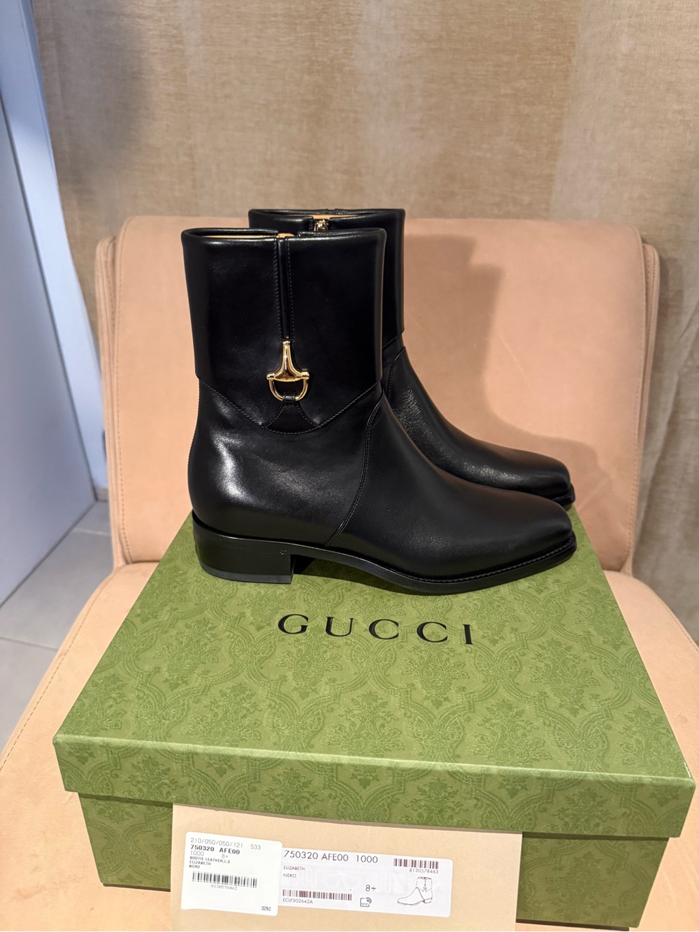 Gucci Elizabeth Leather Zip Boots Black Size 8.5 BRAND NEW in box